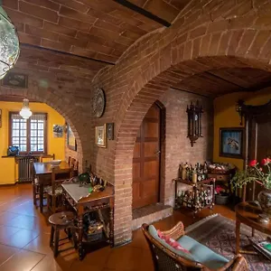 Holiday home Casa Lazzaro Al Centro Di, Siena